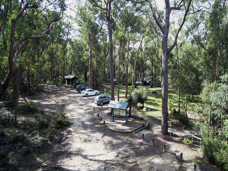 Mulligans campground and picnic area